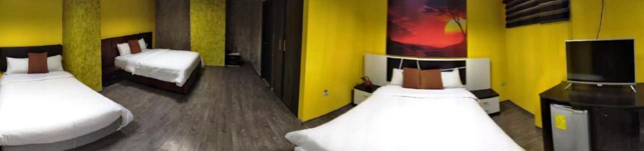 אמבאטו La Kapital Hotel מראה חיצוני תמונה