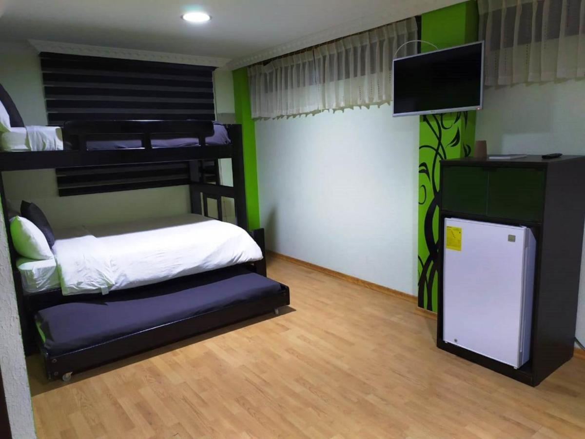 אמבאטו La Kapital Hotel מראה חיצוני תמונה